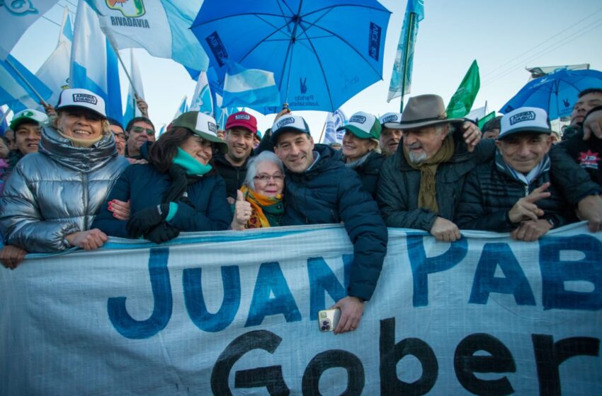  Juan Pablo Luque y Othar Macharashvili cerraron la campaña electoral junto a más de 2 mil vecinos