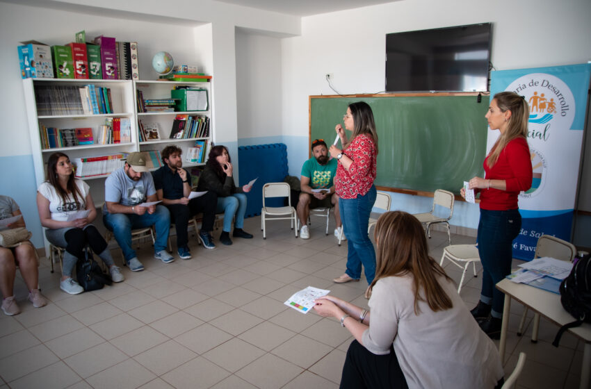  EQUIPO INTERDISCIPLINARIO: UN ÁREA SOCIAL AL SERVICIO DE LA COMUNIDAD EN RADA TILLY