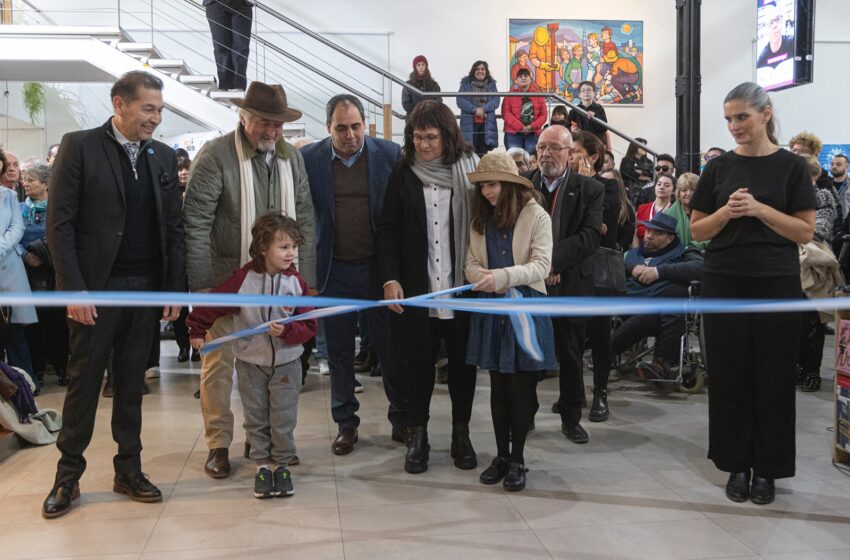  Othar Macharashvili: “Estamos orgullosos de esta Feria Internacional del Libro que es una política pública de Comodoro”