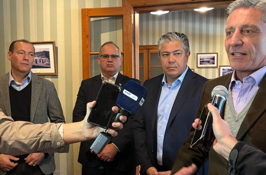  Arcioni participó de una reunión con el Embajador de Israel para concretar una agenda de cooperación bilateral