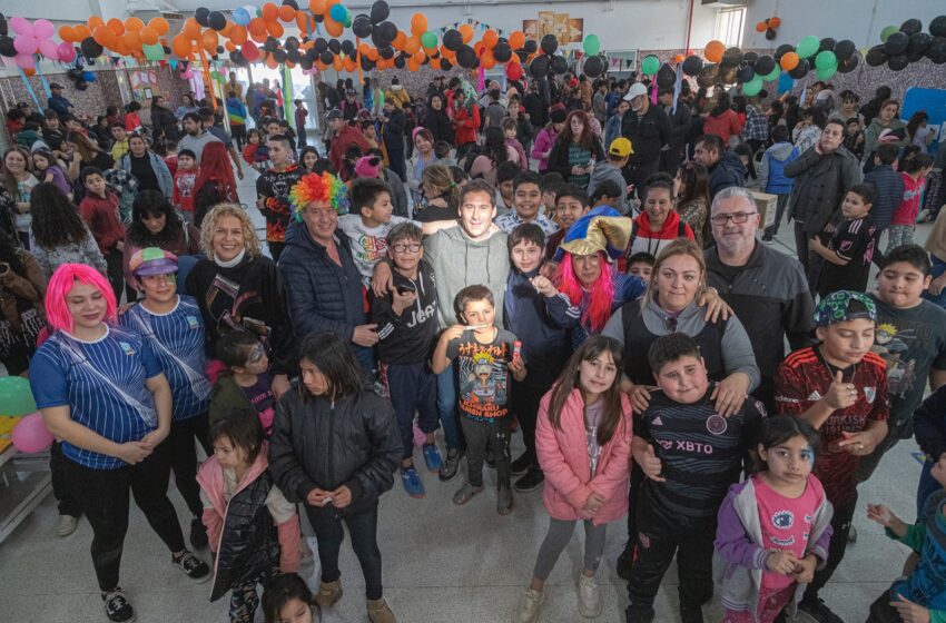  Cientos de niños de Comodoro disfrutaron de los festejos por el Mes de las Infancias