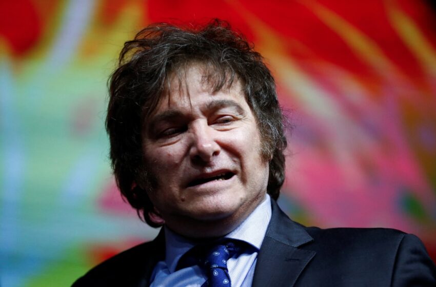  Lo viejo no acaba de morir y lo nuevo no termina de nacer