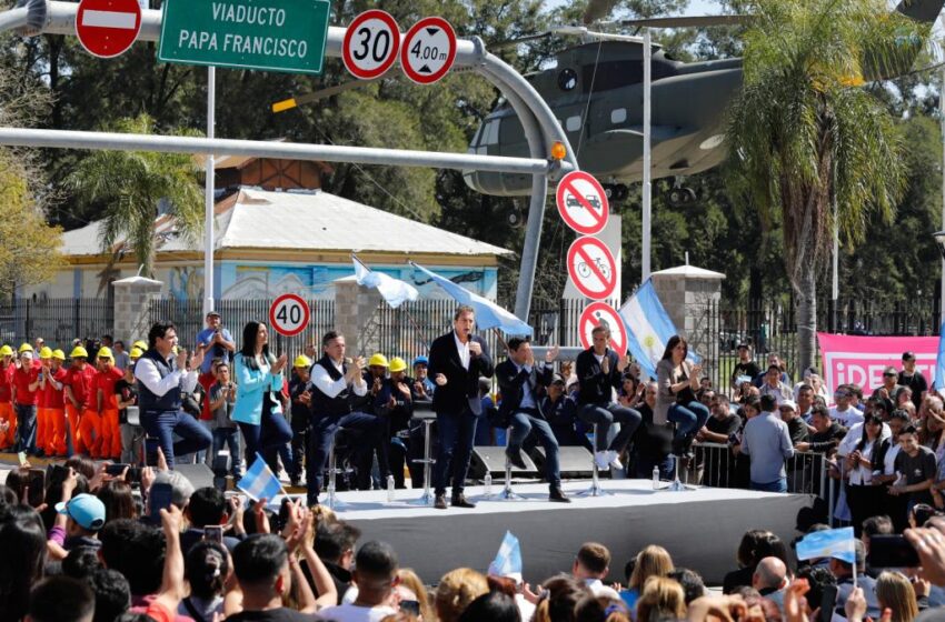 Massa reivindicó la causa Malvinas, al Papa y la lucha contra la inseguridad