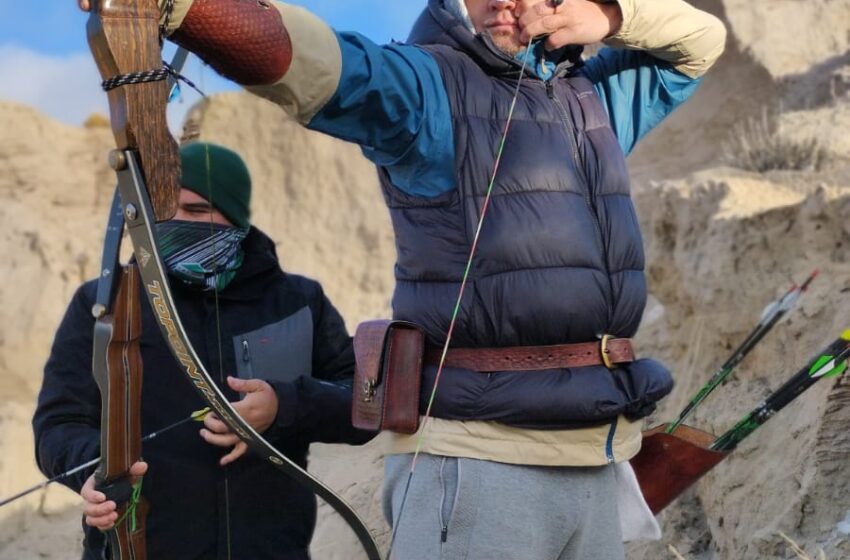  Los comodorenses Gabriel Rivas y Juan Carlos Rodríguez viajan a la concentración de la Selección argentina de tiro con arco