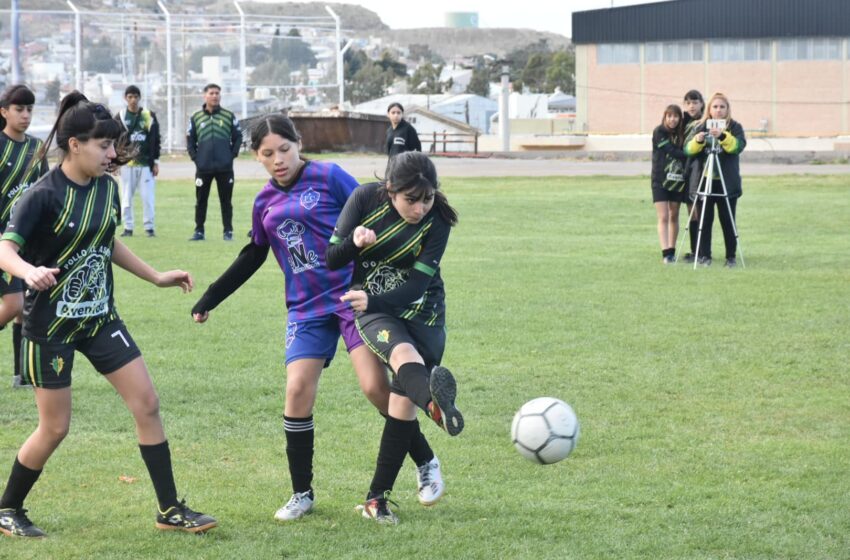  Las Galácticas, Deportivo Río Chubut y Abrazo de Gol las campeonas del Mundialito de Fútbol Femenino