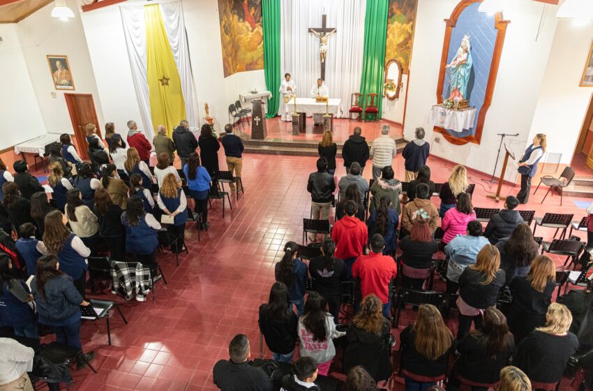  Luque participó de la misa por el Día de la Gratitud, en honor al Padre Corti