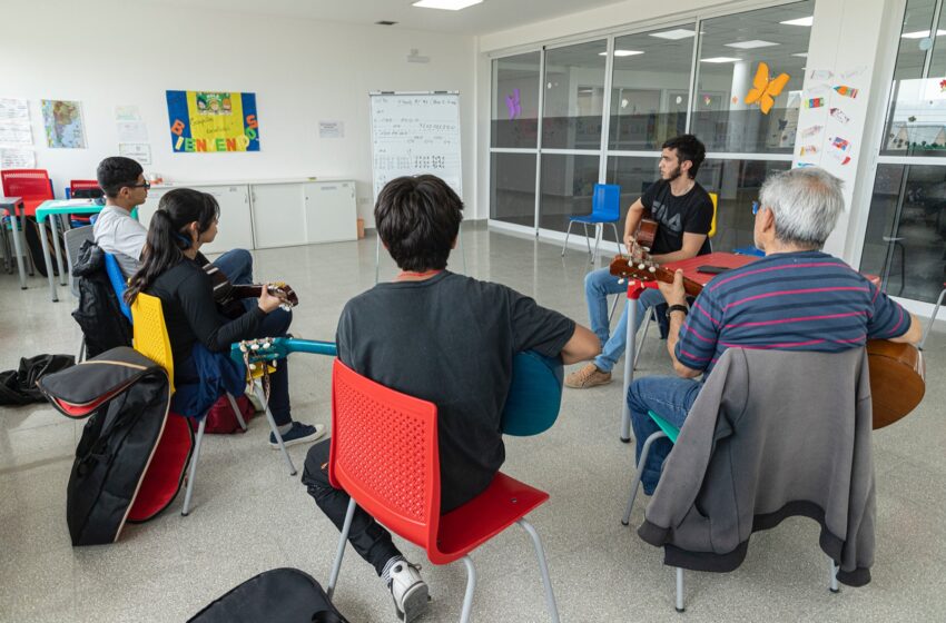  Más de 800 personas transitan a diario por el Centro de Encuentro de Km. 8