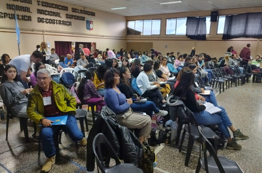  Esquel: El Gobierno Provincial acompañó la realización del II Foro de Investigación Educativa