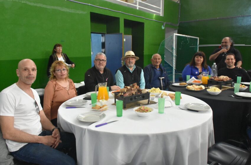  En el Gimnasio Municipal 3 se hizo el tradicional agasajo por el Día de la Madre