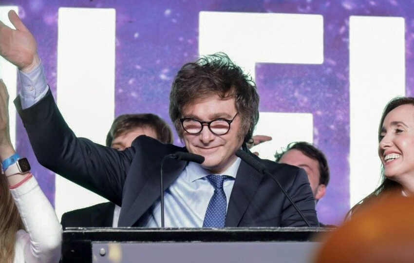  Expertos esperan que Javier Milei encare una reforma tributaria fuerte: lo que viene