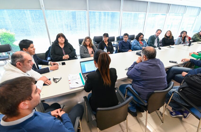  Paritaria: El Gobierno del Chubut mantuvo un encuentro con gremios estatales