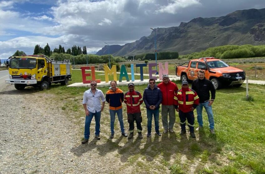  El Maitén: El Gobierno del Chubut sumó una nueva autobomba y una camioneta para combatir incendios forestales
