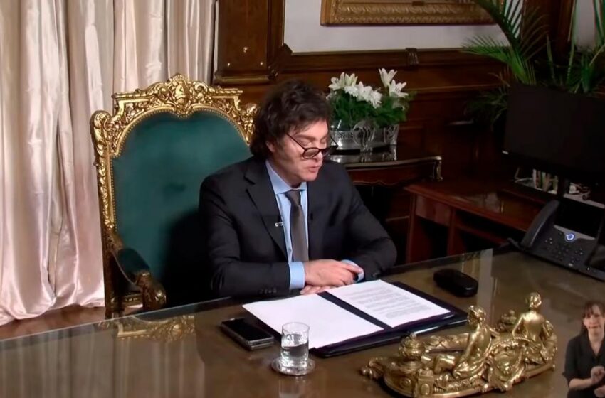  Milei le pidió a la dirigencia política que «abandone las anteojeras ideológicas»