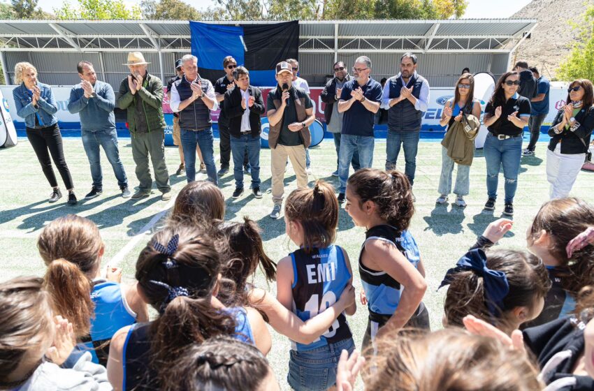  Luque inauguró el nuevo césped sintético de Calafate Rugby Club