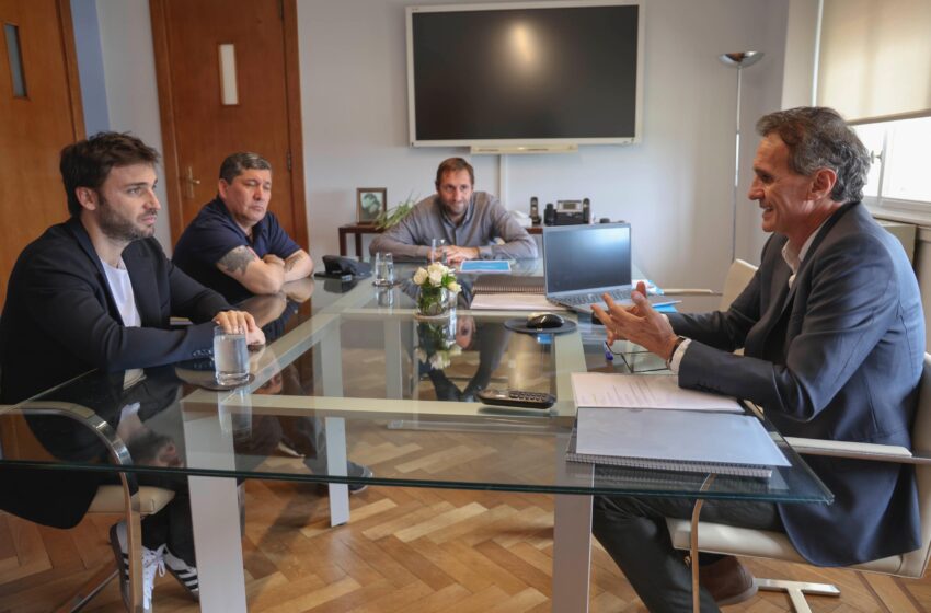  Torres se reunió con el ministro saliente de Katopodis, para pedirle información del estado de las obras en Chubut