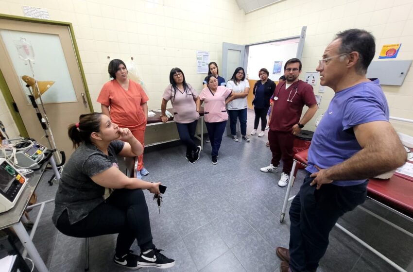  Funcionarios del Gobierno Provincial visitaron los Hospitales Rurales de Las Plumas y Paso de Indios