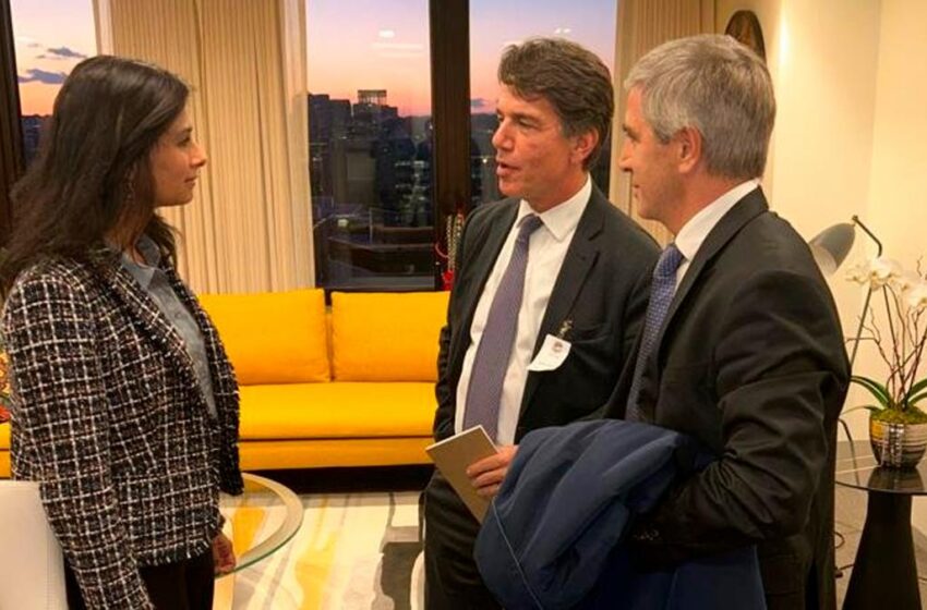  Este jueves llegará una misión del FMI para renegociar el acuerdo por la deuda