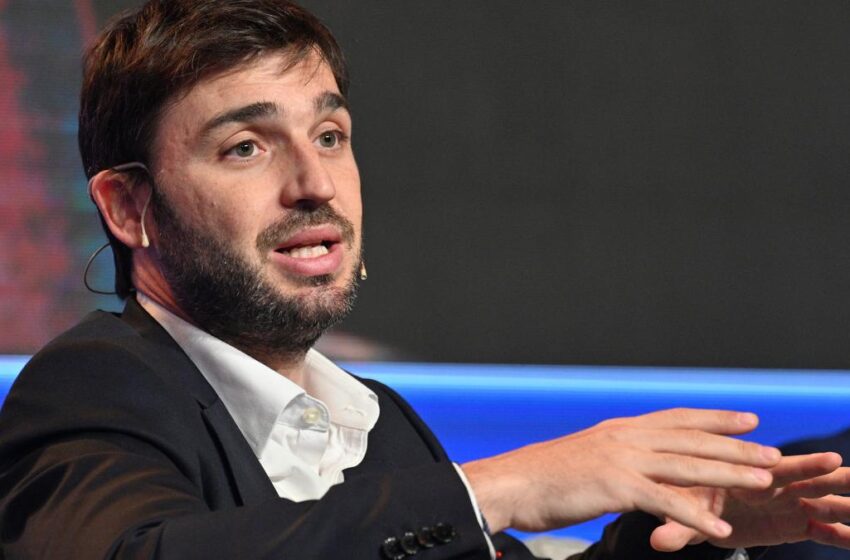  El gobernador de Chubut pidió «prudencia» al Gobierno y que denuncie si alguien pide coimas