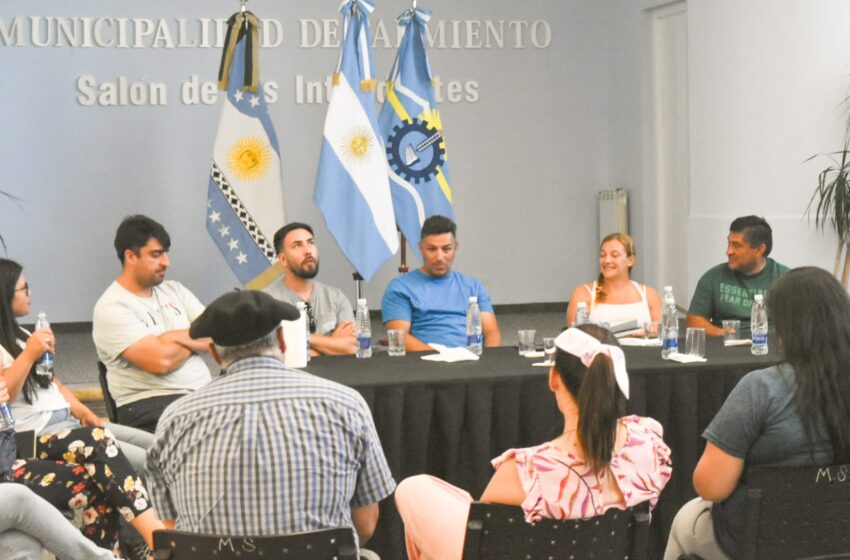  LA MUNICIPALIDAD ACOMPAÑA LA ORGANIZACIÓN DEL FESTIVAL DE DOMA Y FOLKLORE EN SARMIENTO