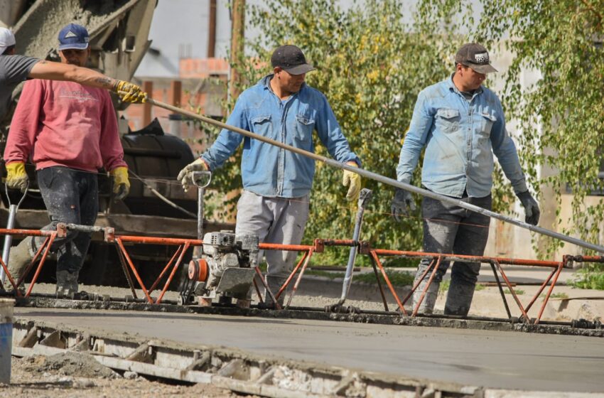  La Municipalidad de Sarmiento realiza obras y mantenimiento con fondos propios