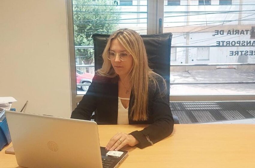  Provincia se reunió con empresarios y gremios del transporte para garantizar el normal funcionamiento del servicio