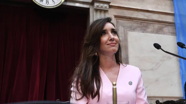  Senado cuenta votos para el rechazo del DNU, en medio del tironeo radical y libertario