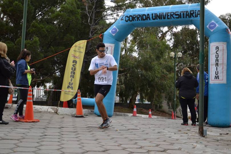  La Universidad festeja sus 50 años con la IX edición de la corrida solidaria