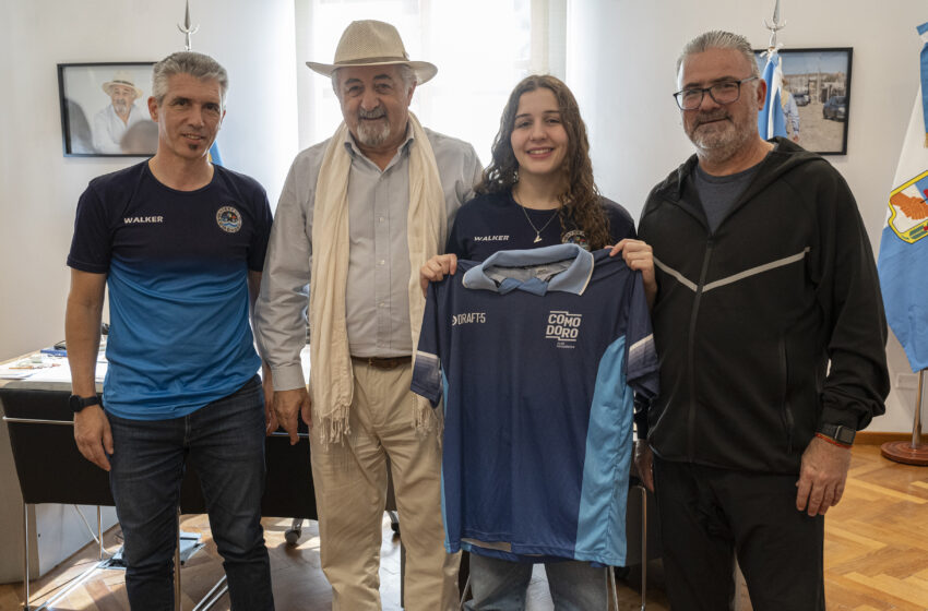  El intendente recibió a la joven deportista Valentina Svoboda