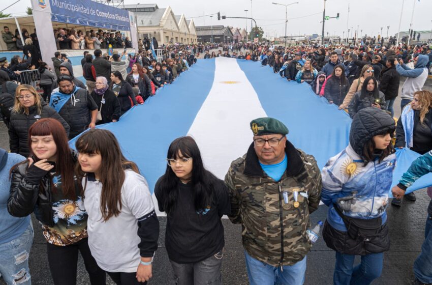  El Municipio acompañó los homenajes y el desfile cívico-militar por el 42° aniversario de la Guerra de Malvinas