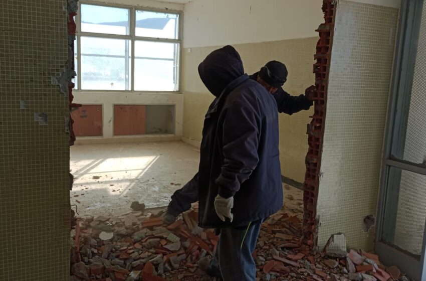  Provincia inició la primera etapa de la obra de refacción y ampliación de la Escuela “Biología Marina”