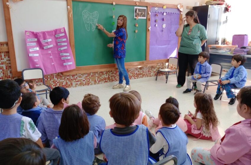  Exitoso comienzo del Taller de Salud Bucal en escuelas de Rada Tilly
