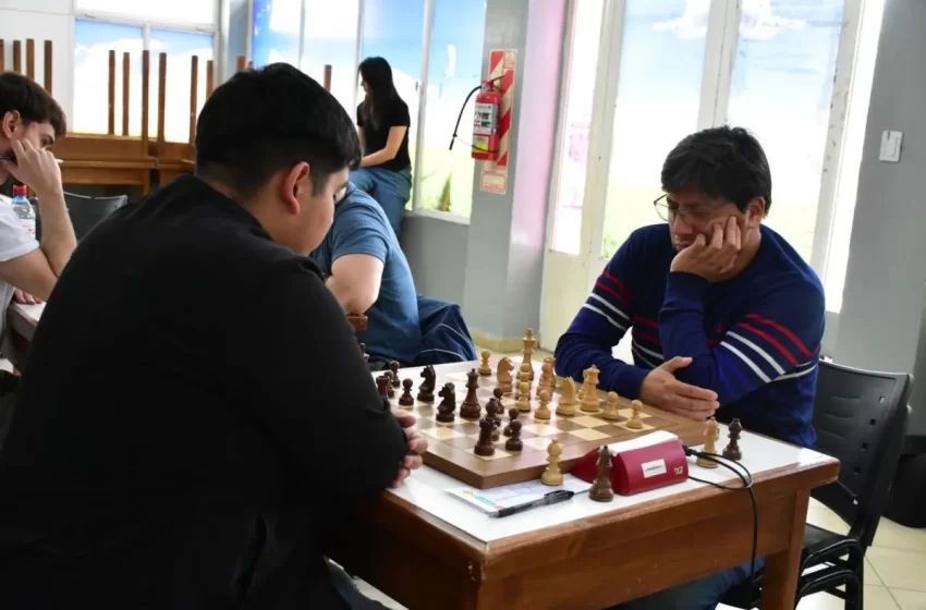  Andrés Aguilar se quedó con el IV Torneo Abierto de Ajedrez de Semana Santa
