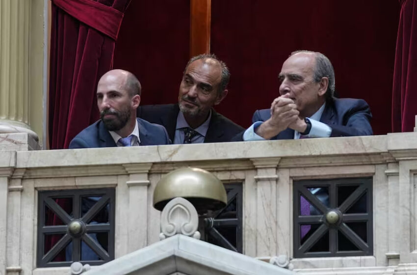  Ley Bases | Los senadores radicales le plantearon objeciones a los emisarios del Gobierno y pidieron un “tiempo prudencial” para debatir los proyectos