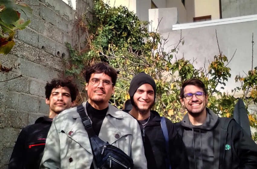  AGENDA CULTURAL EN RADA TILLY: ALEJANDRO JULIÁN PRESENTA SU PRIMER EP “HOLOGRAMA” Y HABRÁ FERIA DE ARTESANOS Y EMPRENDEDORES