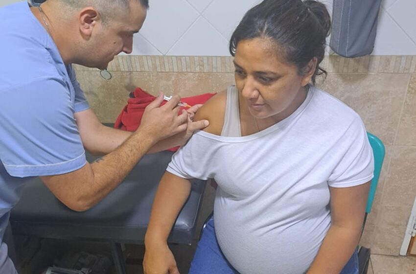  Más de 700 embarazadas de Chubut ya se aplicaron la vacuna para proteger a sus bebés de la Bronquiolitis y la Neumonía