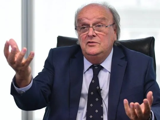  “La economía se cae a pedazos y Milei sigue con su circo”