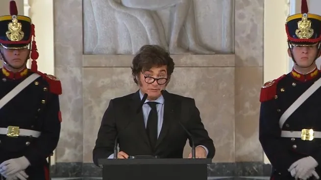  Javier Milei confirmó que analiza postergar el Pacto de Mayo