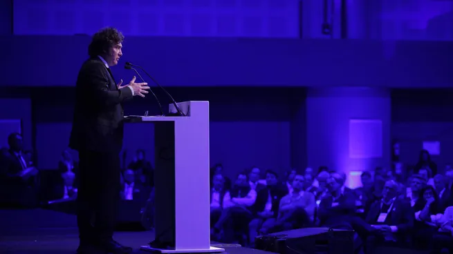  Javier Milei en el IAEF: «En la desesperación, se nos fue un poco la mano con el ajuste»