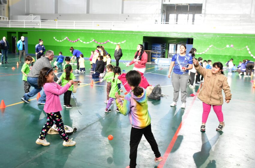  Primer encuentro del año para la Educación Física Infantil