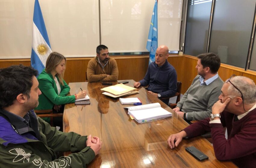  Se realizó la apertura de sobres de ofertas para la compra de dos ambulancias para el ISSyS