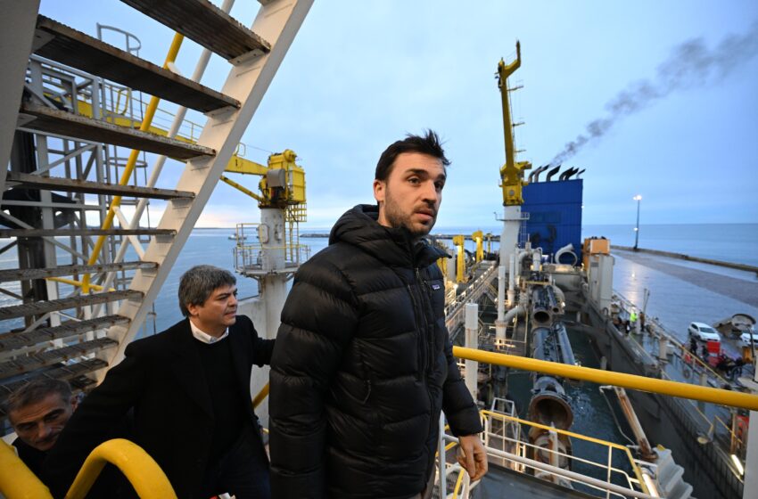  Torres: «Después de 28 años comenzó el dragado en el puerto de Comodoro Rivadavia»