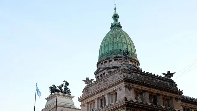  Ley Bases: gobernadores y dialoguistas, al rescate de Javier Milei