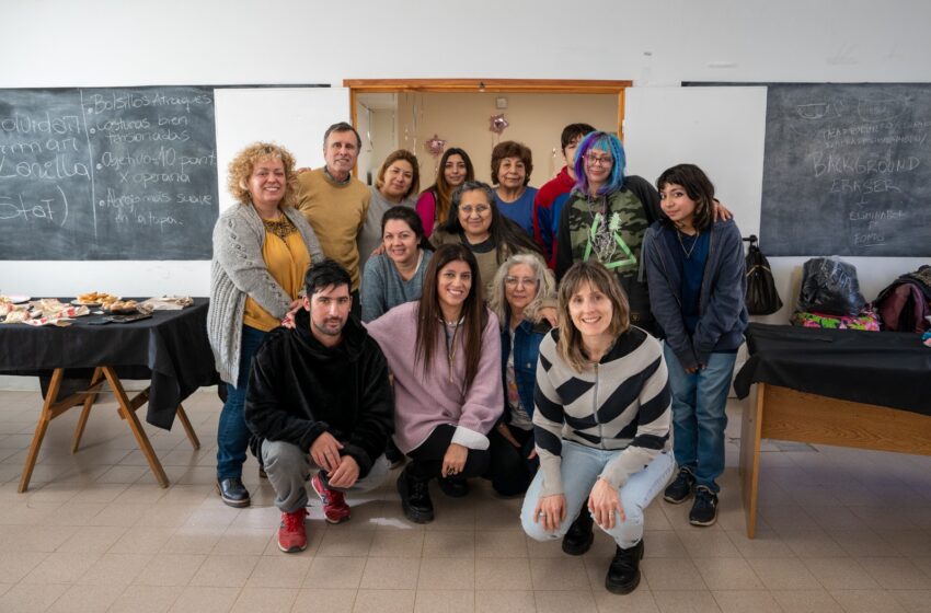  El Centro Laboral Textil capacitó a integrantes del Centro Integral de Tratamiento de las Adicciones
