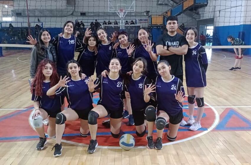  Se juega una nueva fecha de la Liga Municipal de Vóley