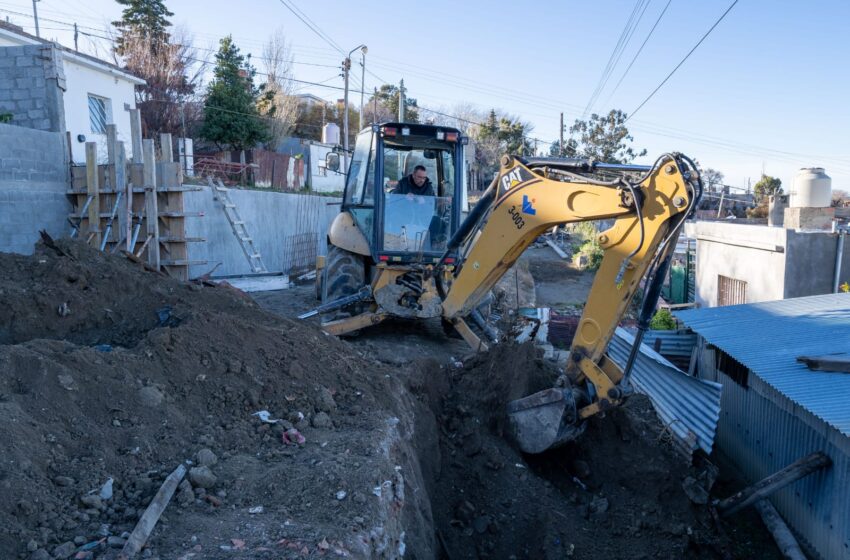  Se ejecutan tres obras importantes para los vecinos del barrio Jorge Newbery
