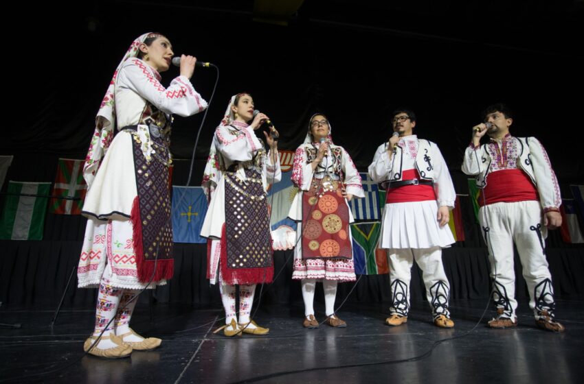  Llega una edición especial de Noche de Pioneros junto a los cuerpos de baile de infantiles