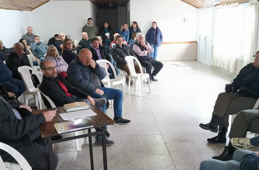  El gobierno provincial anunció la llegada de asistencia material y económica a productores de Sarmiento