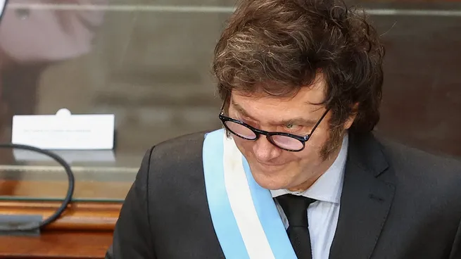  Movilidad jubilatoria: el veto saldría entre jueves y viernes y Gobierno negocia para evitar rechazo del Congreso