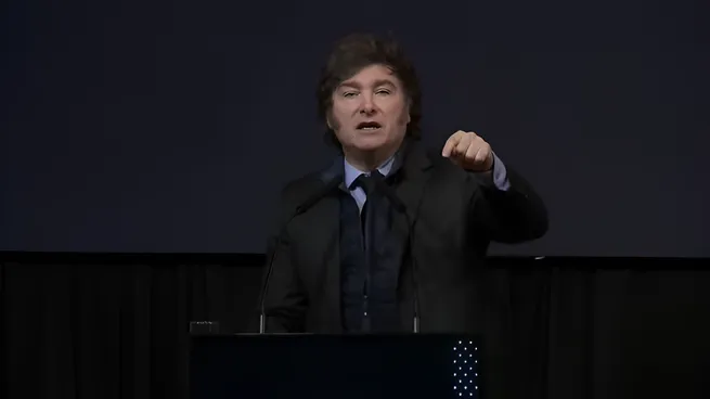  Golpeado por el Congreso, Milei se mantiene en el centro del ring