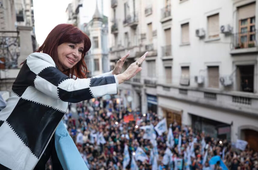  Sin traición en el Día de la Lealtad, Cristina adelanta el año electoral